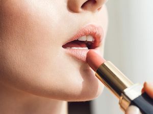 Review Cashmere Lipstick Bobbi Brown vs 3CE, Lipstik Tekstur Halus bak Kashmir Review Cashmere Lipstick Bobbi Brown vs 3CE, Lipstik Tekstur Halus bak Kashmir