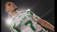 Antony, yang secara berkelakar dijuluki netizen GOAT alias paling hebat sepanjang masa, sudah siap jelang Ballon dOr 2025. Foto: dok. Internet/X (Twitter)