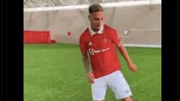 Ballon dOr dibilang sudah kehilangan gengsi dengan tidak menjadikan Antony sebagai pemenang tahun ini. Foto: dok. Internet/X (Twitter)