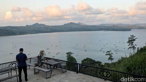 Menikmati Panorama Pantai Dari Jalur Lingkar Selatan