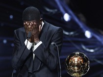 Ousmane Dembele: Cedera, Cedera, Cedera, Kini Raih Ballon dOr