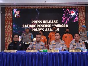 Kapal Bawa 18 Kg Sabu-Ekstasi di Tanjungbalai Diamankan, 3 Pelaku Ditangkap Kapal Bawa 18 Kg Sabu-Ekstasi di Tanjungbalai Diamankan, 3 Pelaku Ditangkap