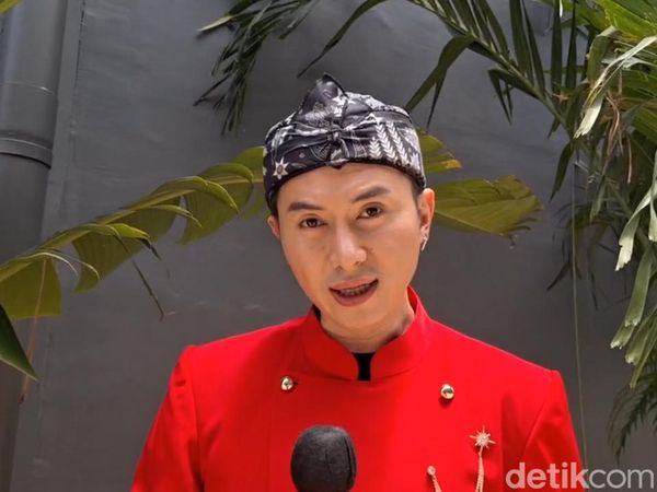 5 Seleb Pria Upgrade Penampilan di 2025