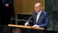 Erdogan Kritik Serangan Drone Ukraina ke 'Armada Bayangan' Rusia di Laut Hitam