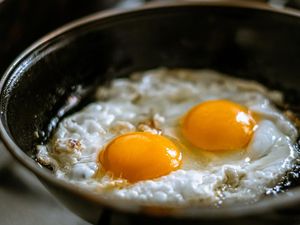 Cara Memasak Telur Ceplok agar Tidak Meledak dan Bentuknya Sempurna Cara Memasak Telur Ceplok agar Tidak Meledak dan Bentuknya Sempurna