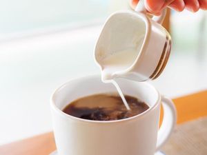 Pencinta Kopi Wajib Tahu, Ini 5 Alasan Harus Kurangi Konsumsi Krimer Pencinta Kopi Wajib Tahu, Ini 5 Alasan Harus Kurangi Konsumsi Krimer