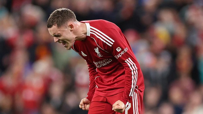 LIVERPOOL, ENGLAND - SEPTEMBER 17: Florian Wirtz of Liverpool rues a missed opportunity during the UEFA Champions League 2025/26 League Phase MD1 match between Liverpool FC and Atletico de Madrid at Anfield on September 17, 2025 in Liverpool, England. (Photo by Marc Atkins/Getty Images)