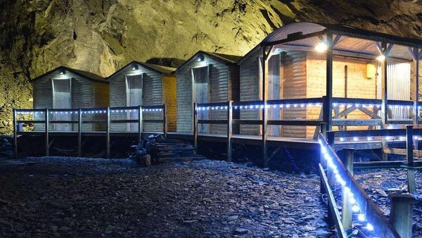 Potret Hotel Dalam Perut Bumi, Terletak 450 Meter Bawah Tanah