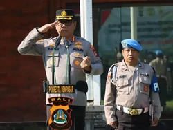 Sinergi Polisi dan Pecalang Apel Bersama untuk Perkuat Kondusivitas Denpasar