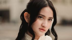 Momen Leya Princy Kerja Sambil Liburan Tipis-tipis di Korea