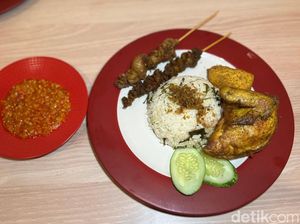 Mades: Ayam Sambal Asap hingga Nasi Goreng Sengkel di Warung Anak Jaksel Mades: Ayam Sambal Asap hingga Nasi Goreng Sengkel di Warung Anak Jaksel