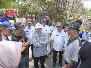 Tinjau Lokasi Kebakaran, Walkot Semarang Puji Semangat Gotong Royong Warga Tinjau Lokasi Kebakaran, Walkot Semarang Puji Semangat Gotong Royong Warga