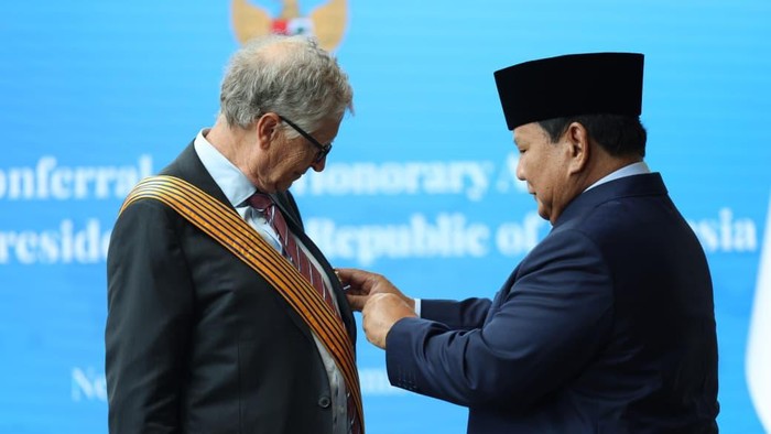 Bill Gates Dapat Penghargaan dari Prabowo? Ini Alasannya!