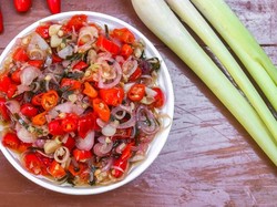 Resep Sambal Matah yang Pedas dan Simpel Dibuat