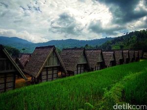 Leuit Si Jimat, Rahasia Kehidupan Desa Adat Sirnaresmi Leuit Si Jimat, Rahasia Kehidupan Desa Adat Sirnaresmi