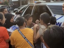 Viral Patwal Gubernur Khofifah Berhenti Mendadak Tolong Ibu Melahirkan