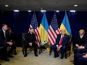 Zelensky Puji Trump Usai Bilang Ukraina Bisa Rebut Wilayah dari Rusia Zelensky Puji Trump Usai Bilang Ukraina Bisa Rebut Wilayah dari Rusia