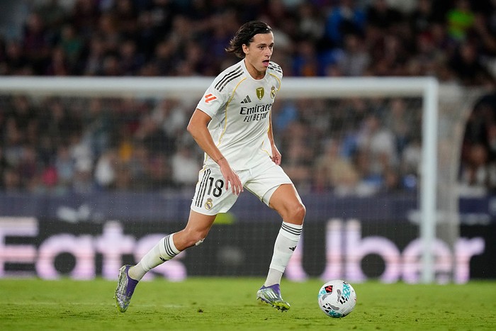 Alvaro Carreras left-back of Real Madrid and Spain during the LaLiga EA Sports match between Levante UD and Real Madrid CF at Ciutat de Valencia on September 23, 2025 in Valencia, Spain. (Photo by Jose Breton/Pics Action/NurPhoto via Getty Images)