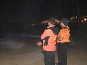 Warga Sulsel Tenggelam di Pantai Cibaru Anyer, Tim SAR Lakukan Pencarian Warga Sulsel Tenggelam di Pantai Cibaru Anyer, Tim SAR Lakukan Pencarian