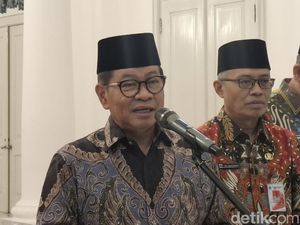 Pram Ingatkan Mobdin Tak Semena-mena Lewat Busway dan Nyalakan Tot Tot Pram Ingatkan Mobdin Tak Semena-mena Lewat Busway dan Nyalakan Tot Tot