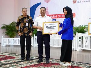 Gubernur Abdul Wahid Salurkan Beasiswa Sawit ke 5 Kampus di Riau Gubernur Abdul Wahid Salurkan Beasiswa Sawit ke 5 Kampus di Riau