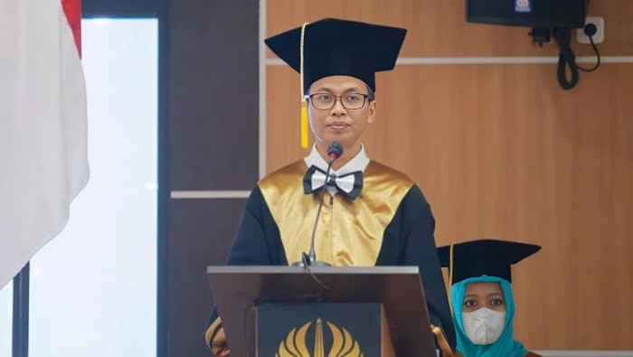 Kisah Inspiratif, Ilmuwan Unesa Ini Buktikan Kualitas Riset Indonesia di Mata Dunia