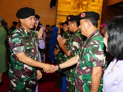 177 Perwira Tinggi TNI Naik Pangkat, Eks Ajudan Jokowi Jadi Irjen