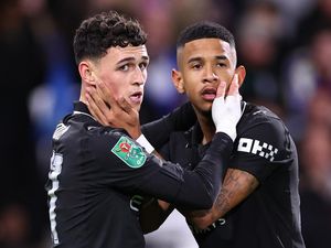 Huddersfield Vs Man City: Phil Foden Cs Menang 2-0 di Carabao Cup Huddersfield Vs Man City: Phil Foden Cs Menang 2-0 di Carabao Cup