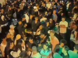 Viral Pemuda-Pemudi Joget Depan Masjid, Pemkot Mataram Buka Suara