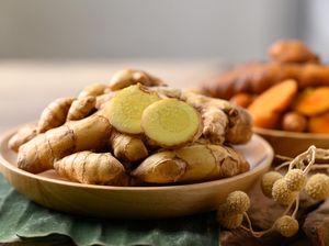 5 Manfaat Temu Putih untuk Kesehatan, Obat Herbal Ajaib 5 Manfaat Temu Putih untuk Kesehatan, Obat Herbal Ajaib