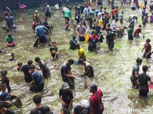 Terpopuler: Tradisi Buka Tetek yang Diikuti Banyak Orang di Klaten Terpopuler: Tradisi Buka Tetek yang Diikuti Banyak Orang di Klaten