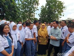 Tinjau Sekolah Rakyat Palembang, Wapres Minta Siswa Belajar Hidup Mandiri