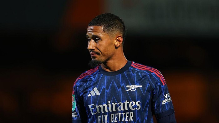 BURSLEM, ENGLAND - SEPTEMBER 24: William Saliba of Arsenal looks on during the Carabao Cup Third Round match between Port Vale and Arsenal at Vale Park on September 24, 2025 in Burslem, England. (Photo by Molly Darlington - AMA/Getty Images)