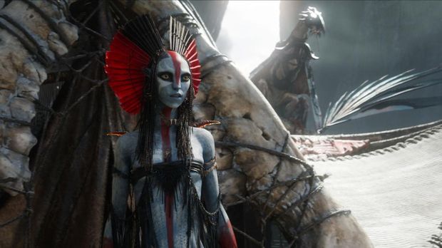 Varang (Oona Chaplin) in 20th Century Studios' AVATAR: FIRE AND ASH. Photo courtesy of 20th Century Studios. © 2025 20th Century Studios. All Rights Reserved.