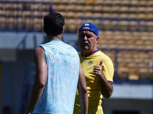 Bojan Hodak Waspadai Borneo FC tapi Pikiran Sudah Tertuju ke Persija