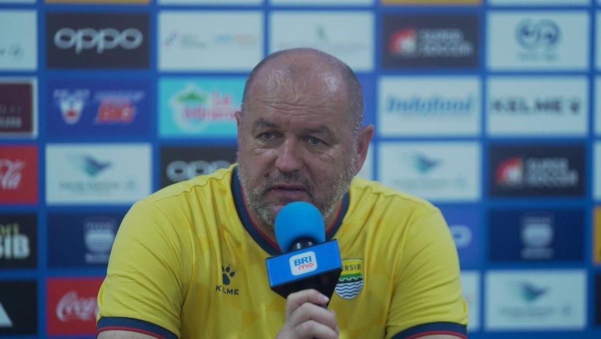 Pelatih Persib Bandung Bojan Hodak. Foto: Dok. Persib Bandung