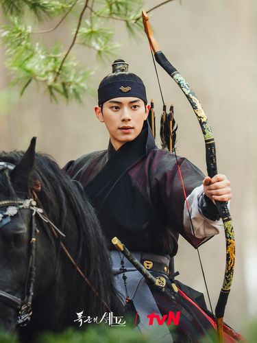 Bon Appetit, Your Majesty merupakan salah satu drama Korea kerajaan yang terinspirasi dari kisah nyata.