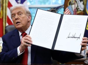 Trump Akan Hadiri Penandatanganan Perjanjian Damai Thailand-Kamboja Trump Akan Hadiri Penandatanganan Perjanjian Damai Thailand-Kamboja