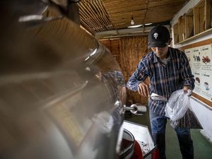 Dukung UMKM Tangguh Lewat Penjaminan Kredit