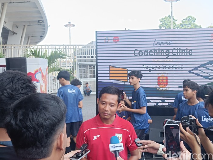 Evan Dimas