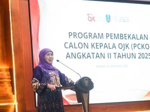 Begini Strategi Khofifah Cegah Jeratan Pinjol Ilegal di Tengah Warga Begini Strategi Khofifah Cegah Jeratan Pinjol Ilegal di Tengah Warga