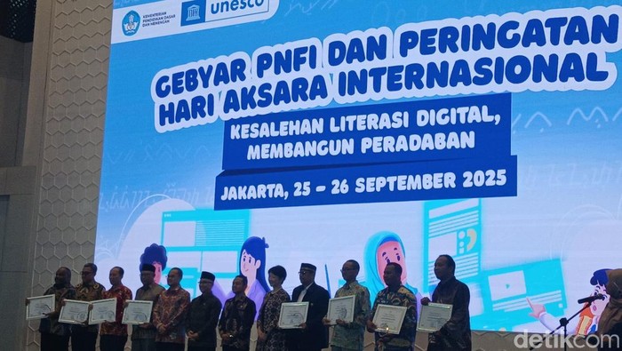 Kabar Baik! Angka Buta Aksara di Indonesia Terus Menurun, Kapan Tuntas?