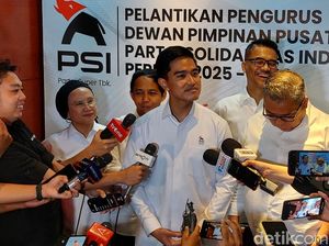 Video: Sosok Bapak J Dilantik Kaesang Jadi Ketua Dewan Pembina PSI Video: Sosok Bapak J Dilantik Kaesang Jadi Ketua Dewan Pembina PSI
