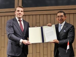 Menbud Terima Pengembalian Koleksi Dubois dari Pemerintah Belanda Menbud Terima Pengembalian Koleksi Dubois dari Pemerintah Belanda