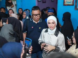 Putri Zulhas dan Uya Kuya Dampingi Pemulangan Jenazah PMI Asal Lampung