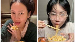 Seblak Go International! 10 Potret Orang Thailand Cicip-Ketagihan Seblak