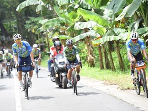 Dwi Soetjipto Biker 70 tahun Siap Taklukkan Puncak Ijen dengan Roadbike Dwi Soetjipto Biker 70 tahun Siap Taklukkan Puncak Ijen dengan Roadbike