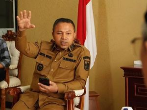 Tegas! Gubernur Riau Larang Pejabat Minta Pungutan Atasnama Jabatan Tegas! Gubernur Riau Larang Pejabat Minta Pungutan Atasnama Jabatan