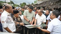 15 Tahun Dinanti Warga, Gubsu Bobby Janji Perbaiki Jalan di Bahorok Langkat