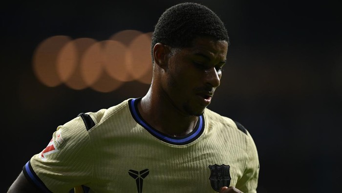 OVIEDO, SPAIN - SEPTEMBER 25: Marcus Rashford of FC Barcelona looks on during the LaLiga EA Sports match between Real Oviedo and FC Barcelona at Carlos Tartiere on September 25, 2025 in Oviedo, Spain. (Photo by Denis Doyle/Getty Images)